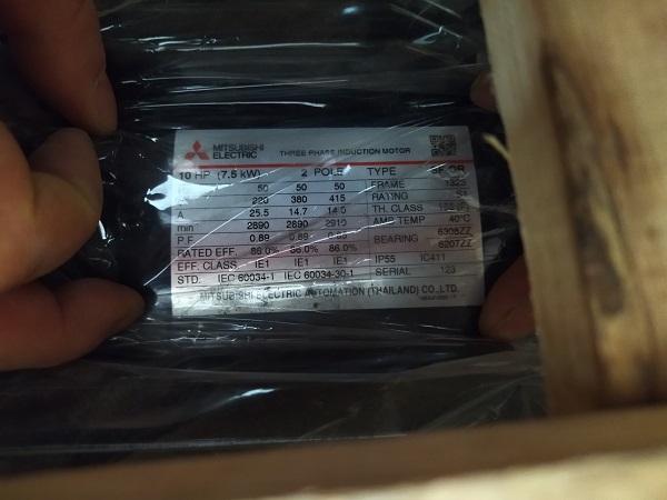 三菱SF-QR 7.5KW/220V.380V/4P